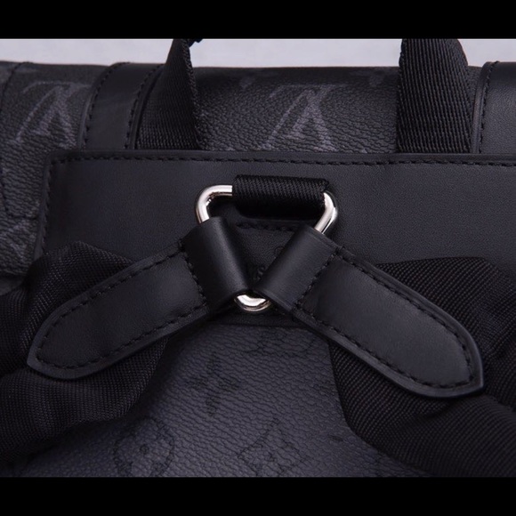 Louis Vuitton Back pack M45419
CHRISTOPHER MM - Picture 4 of 9